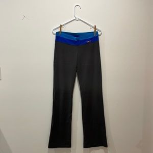 Grey Hollister Yoga Pants size M